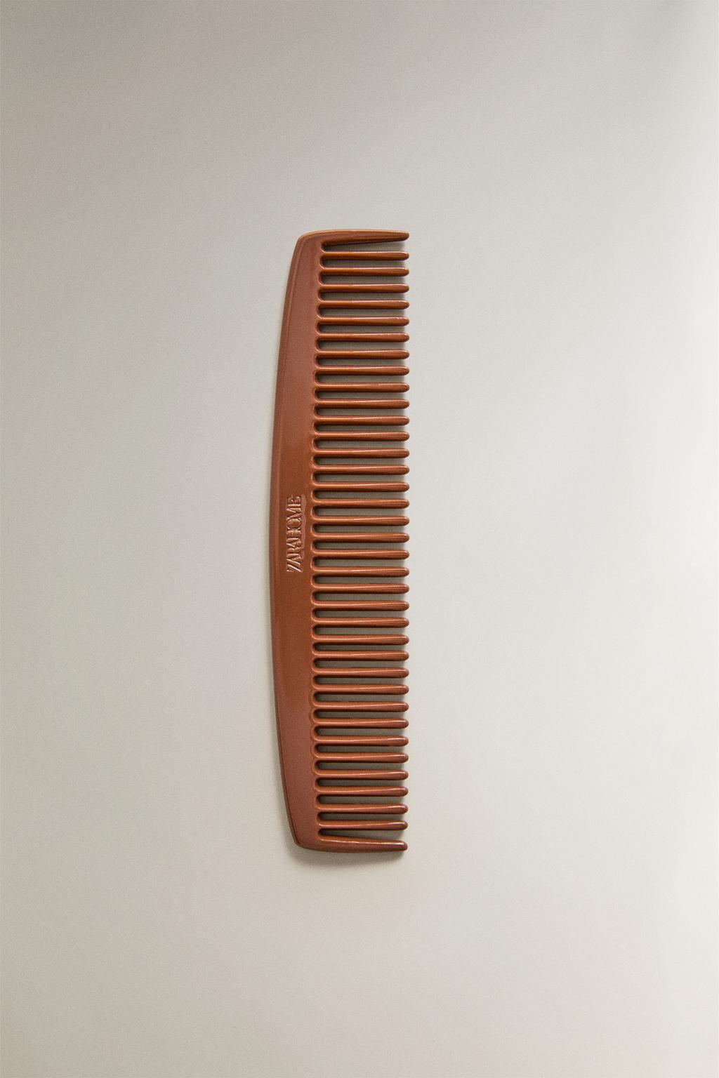 Пластиковый гребень для волос