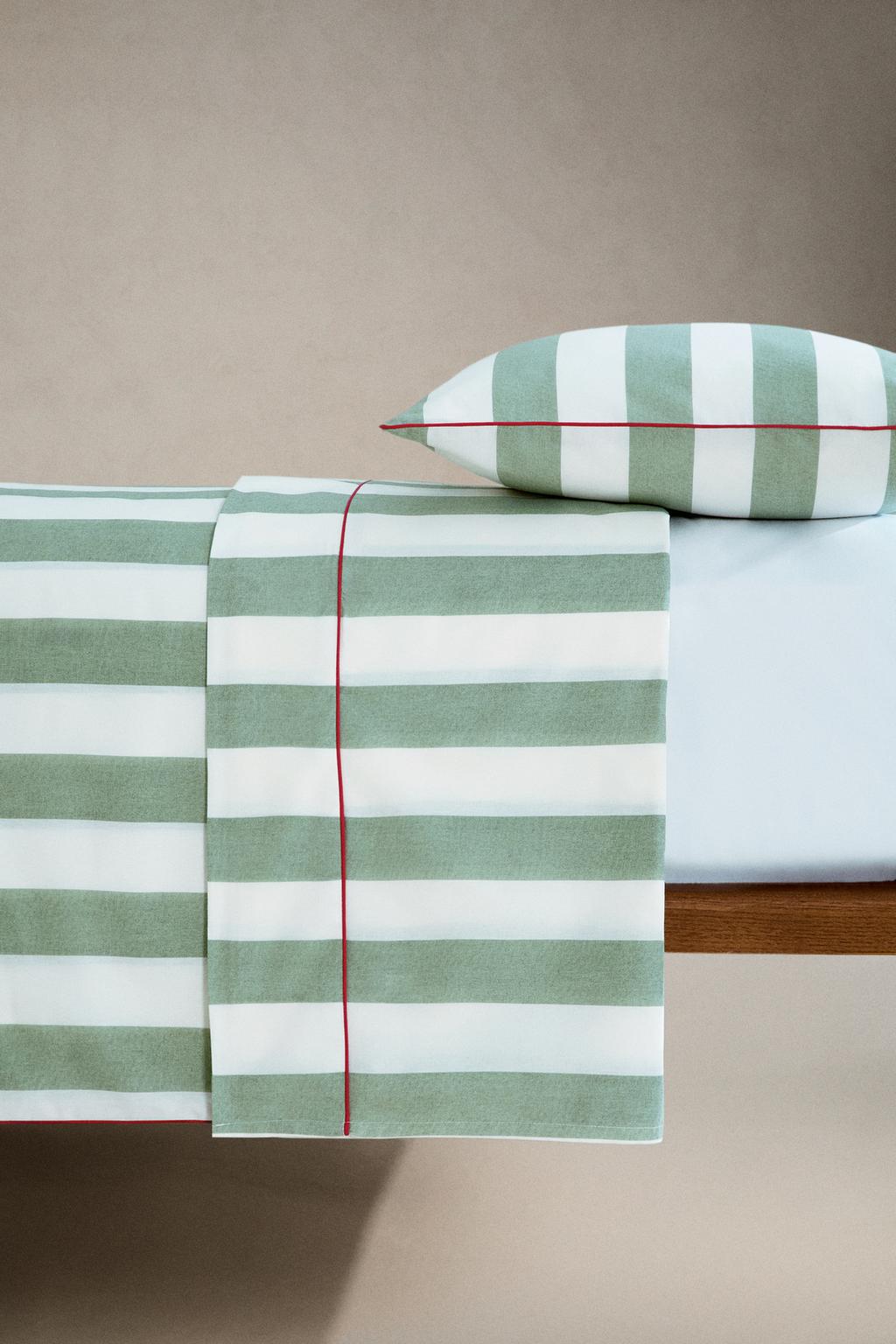 Простынь из мятного хлопка с полосками