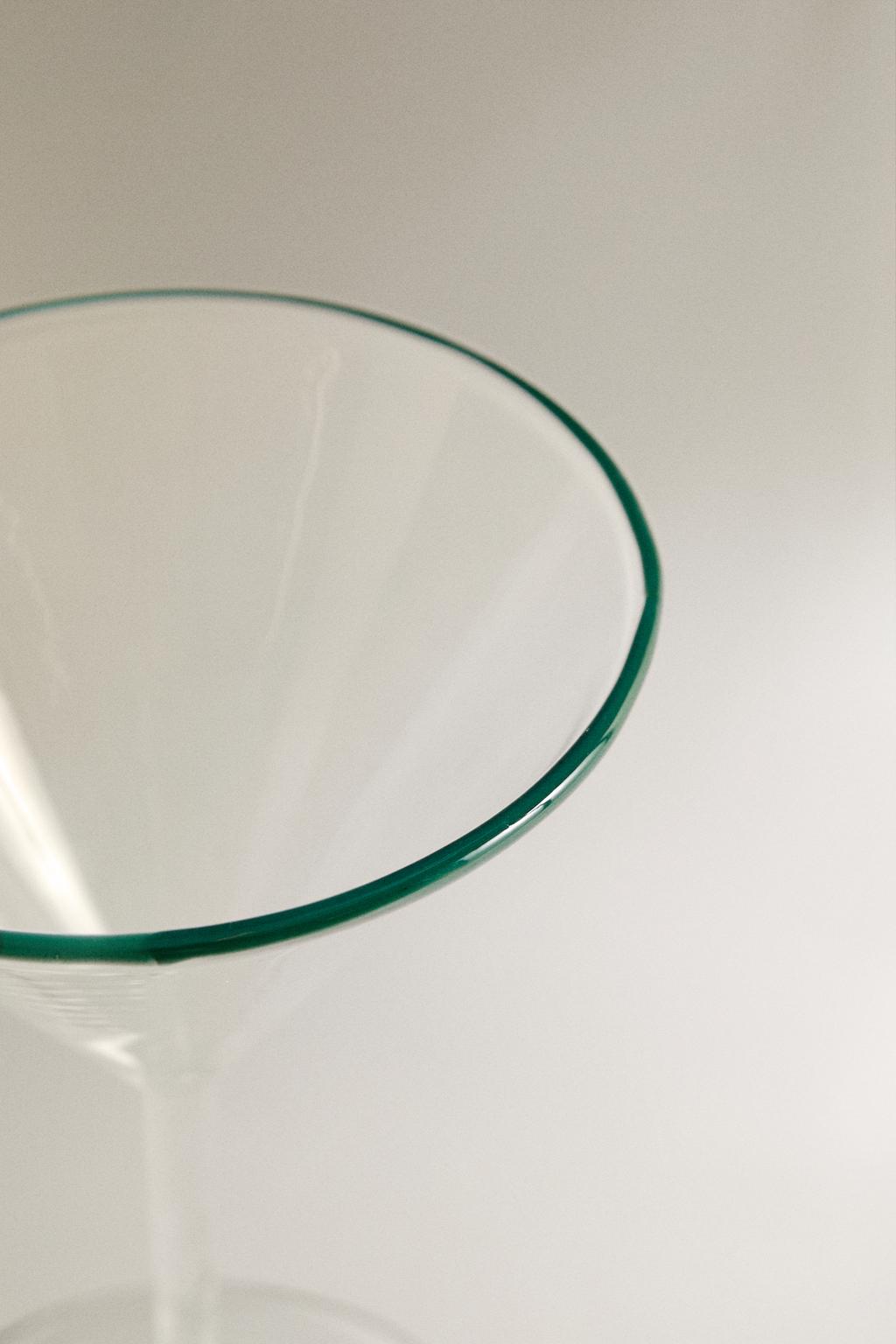 Бокал для коктейля с гольф-клубом