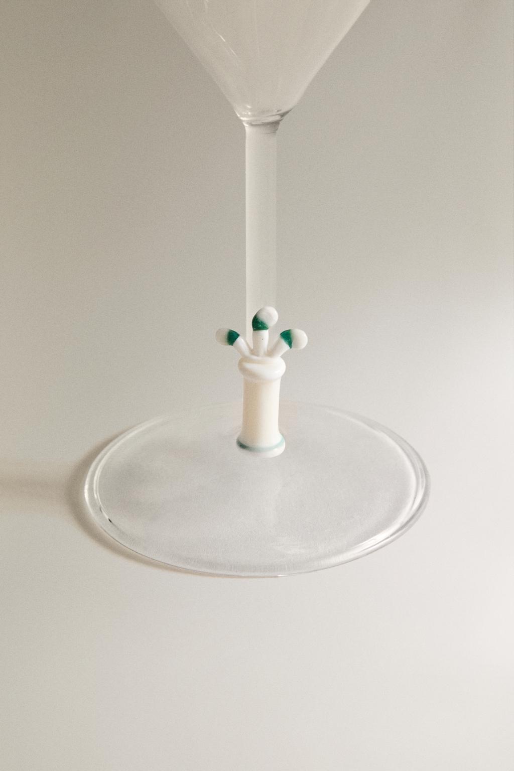 Бокал для коктейля с гольф-клубом