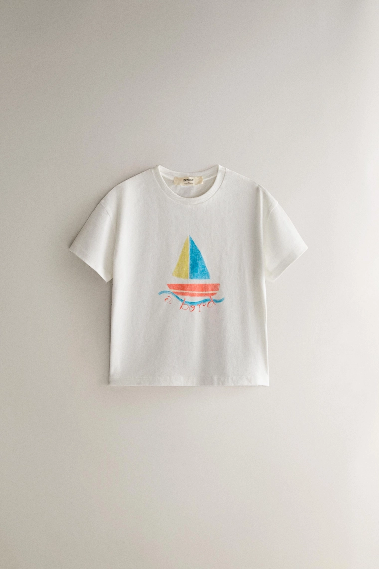 Футболка для малышей с вышивкой