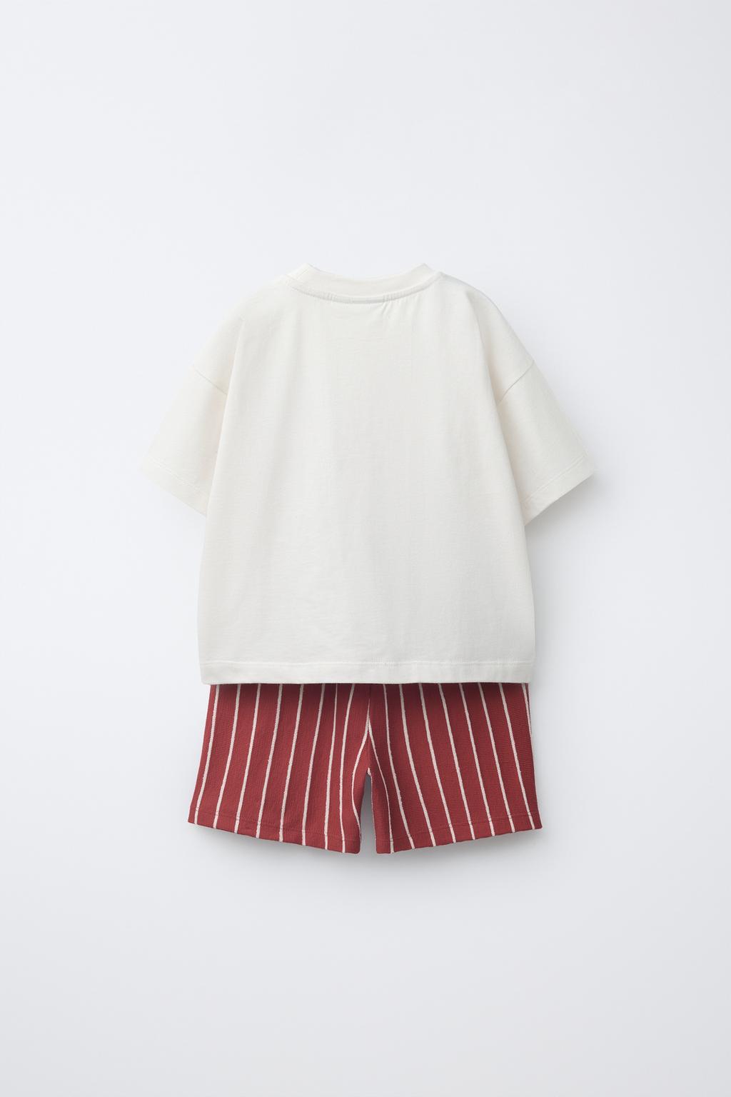 КОМПЛЕКТ ДЛЯ ДЖОГГИНГА ИЗ ФУТБОЛКИ И ШОРТОВ С АВТОМОБИЛЕМ