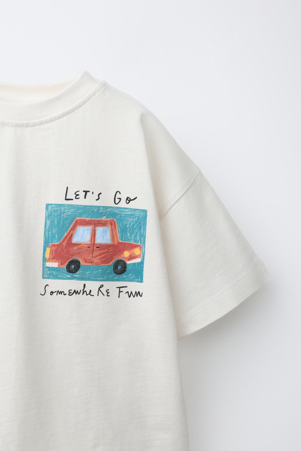 КОМПЛЕКТ ДЛЯ ДЖОГГИНГА ИЗ ФУТБОЛКИ И ШОРТОВ С АВТОМОБИЛЕМ