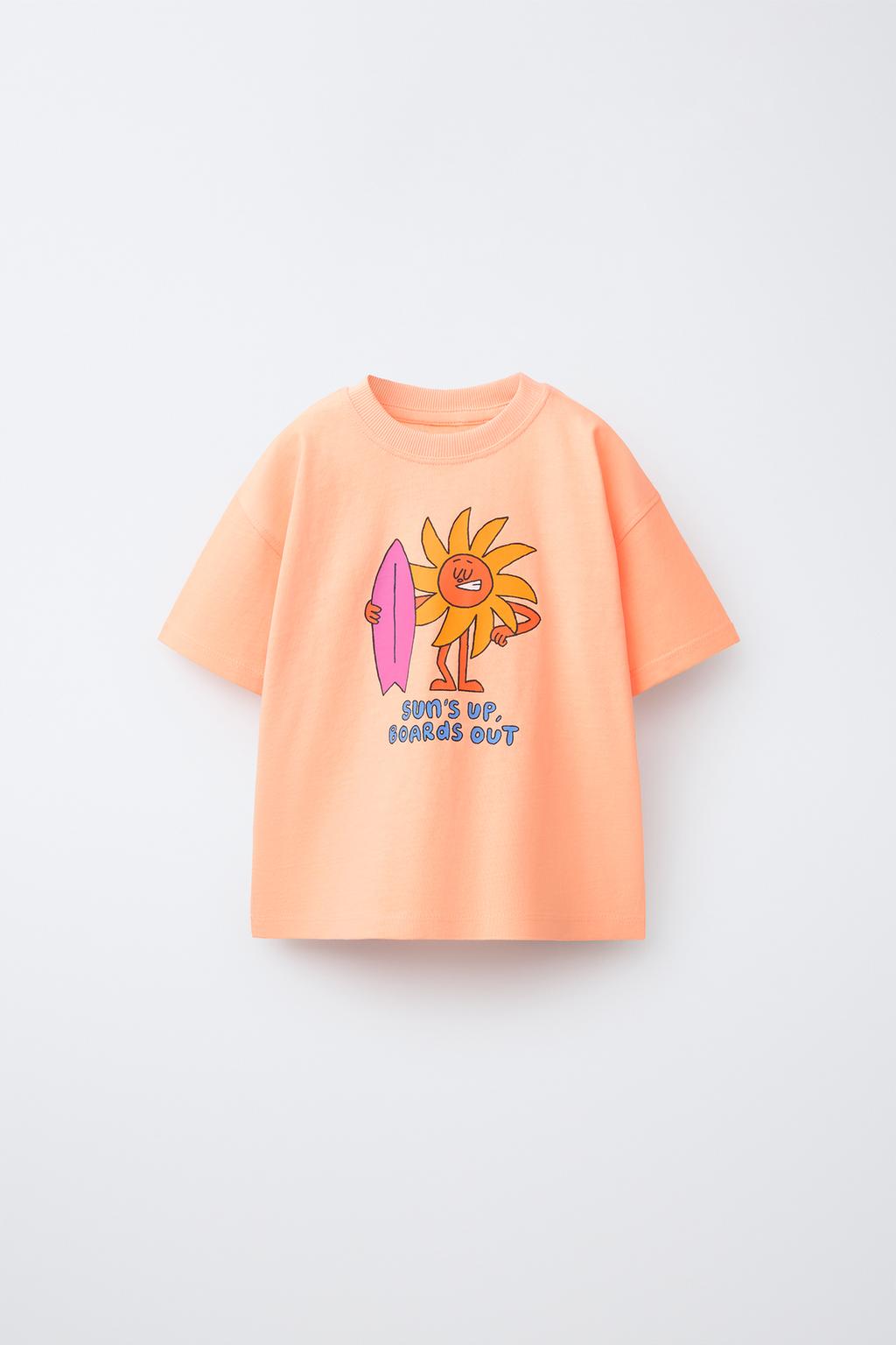 ФУТБОЛКА С ФЛУОРЕСЦЕНТНЫМ ПРИНТОМ