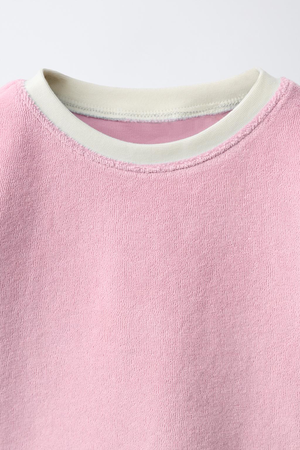 КОМПЛЕКТ ИЗ ФУТБОЛКИ И ШОРТОВ ИЗ МАХРОВОЙ ТКАНИ