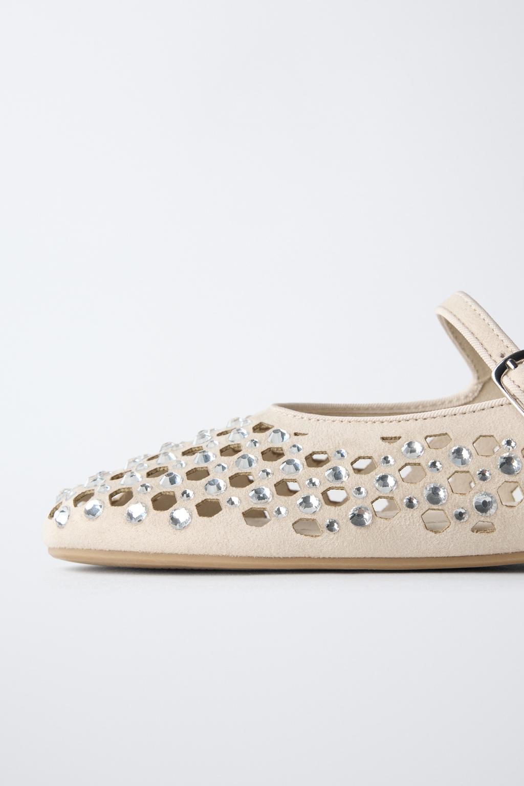 БАЛЕТКИ СО СТРАЗАМИ