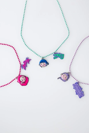 Набор из трех цепочек Kpop Demon Hunters™ Netflix ©- Заказать в России
