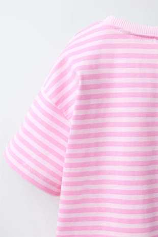 Футболка в полоску с рельефными деталями