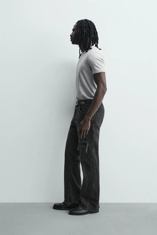 Джинсы Flare Fit с разрезами- Заказать в России