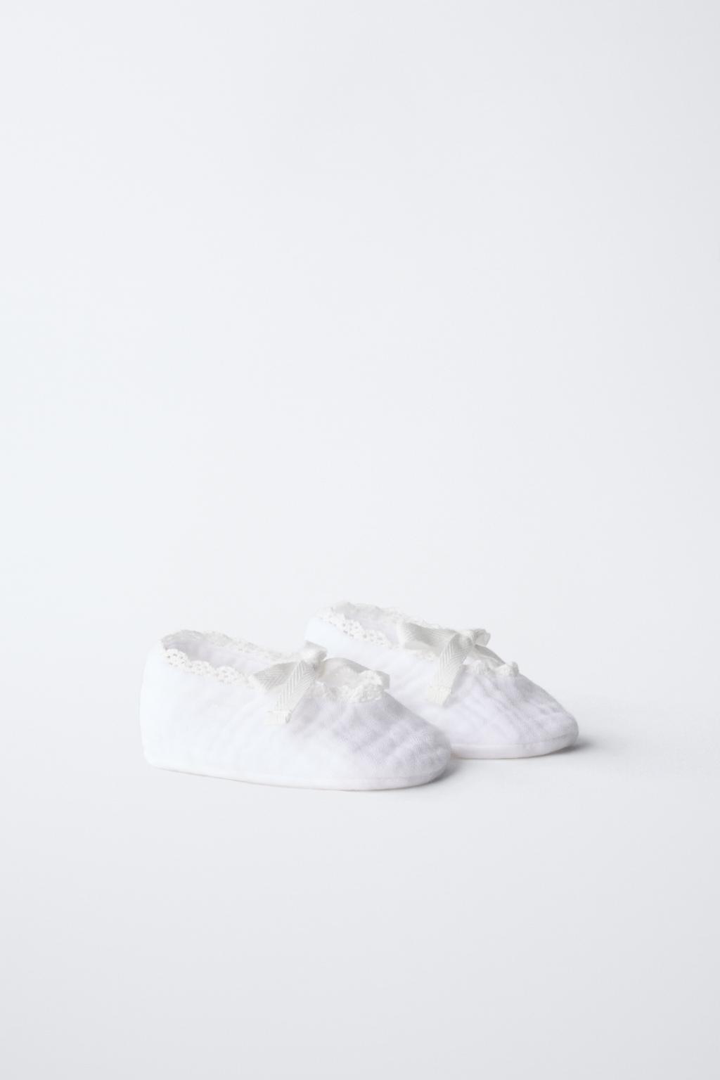 Текстильные ботиночки с бантом