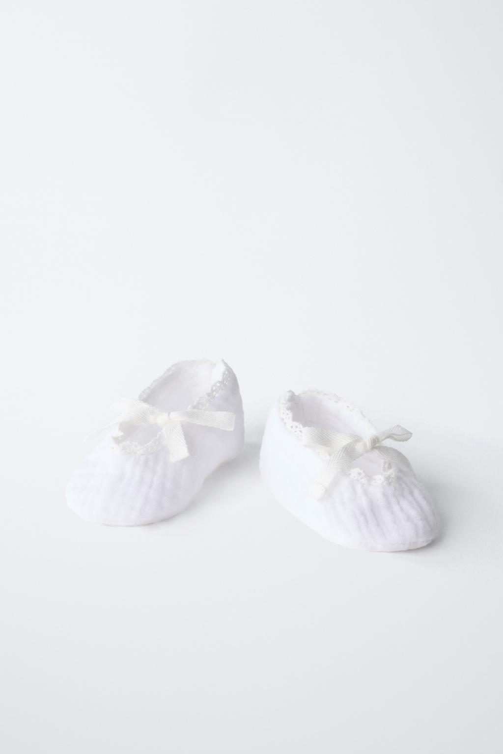 Текстильные ботиночки с бантом