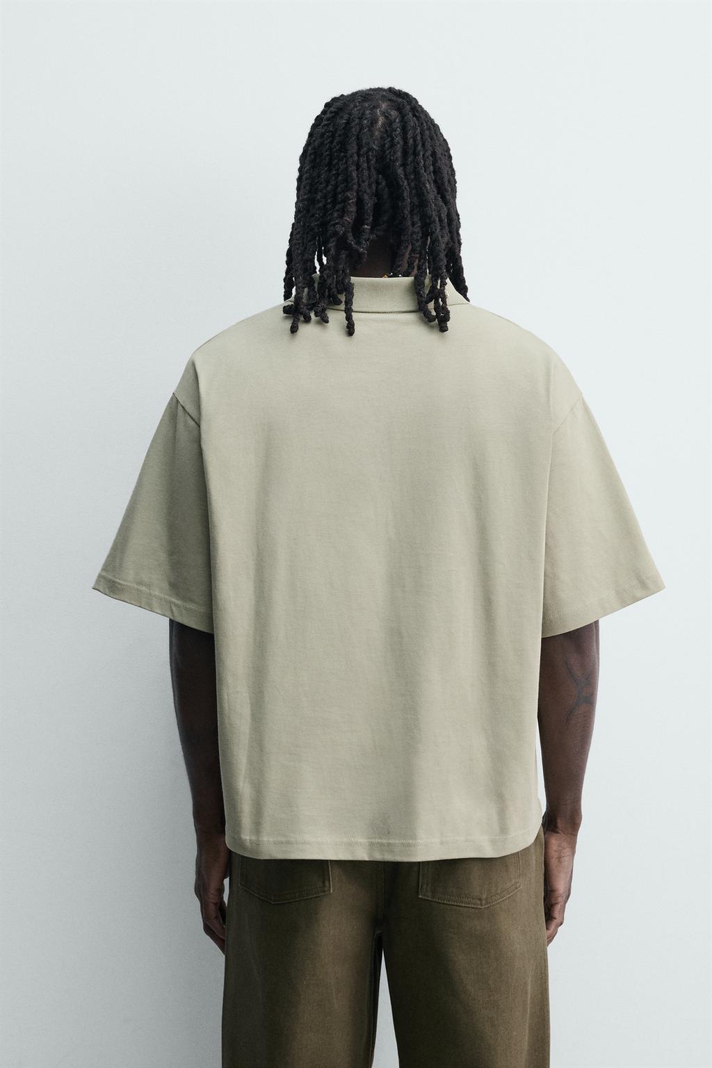 ПОЛО  С ТЕКСТОВЫМ ПРИНТОМ