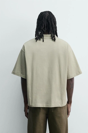 Поло  с текстовым принтом- Заказать в России