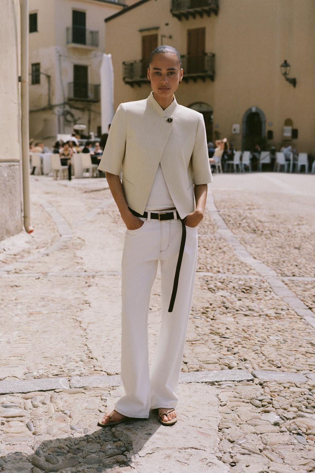 БЛЕЙЗЕР ИЗ СМЕСОВОГО ЛЬНА С КОРОТКИМИ РУКАВАМИ