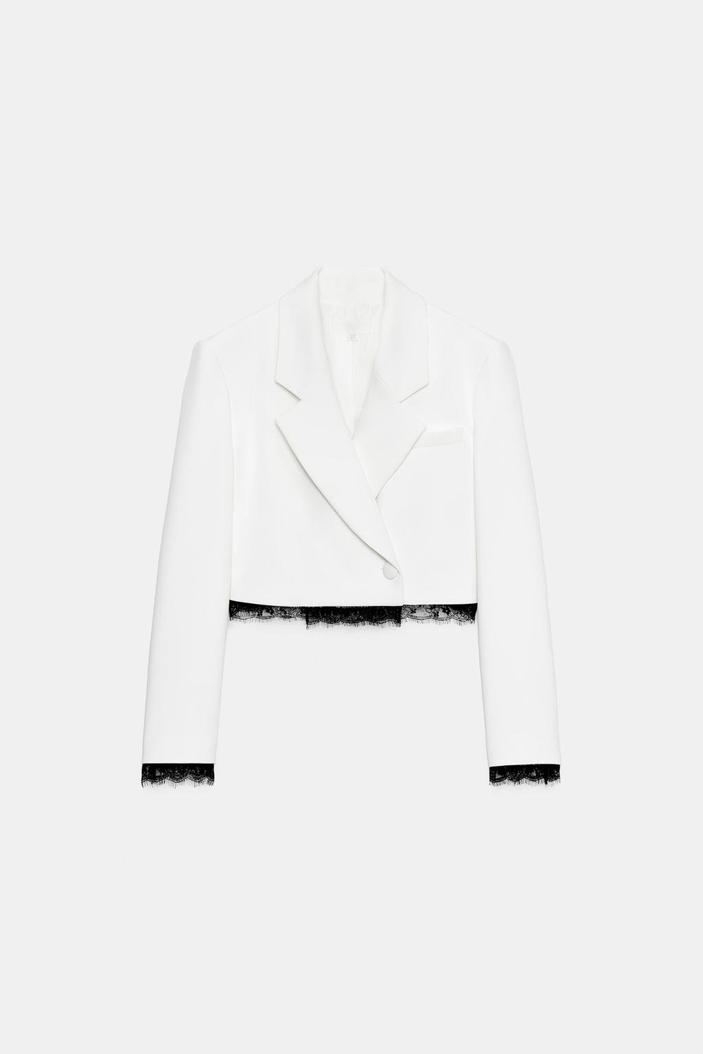 БЛЕЙЗЕР С КРУЖЕВНЫМИ ВСТАВКАМИ И ПОДПЛЕЧНИКАМИ