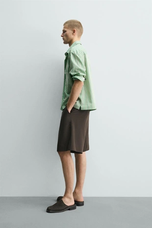 Бермуды Relaxed Fit со складками- Заказать в России