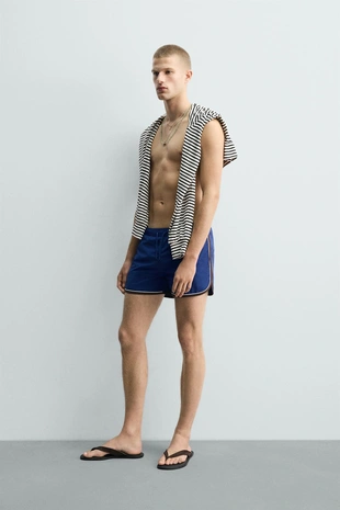 Короткие плавки с контрастной отделкой- Заказать в России