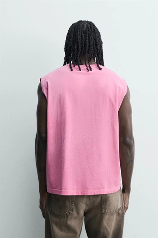 Майка с эффектом потертости