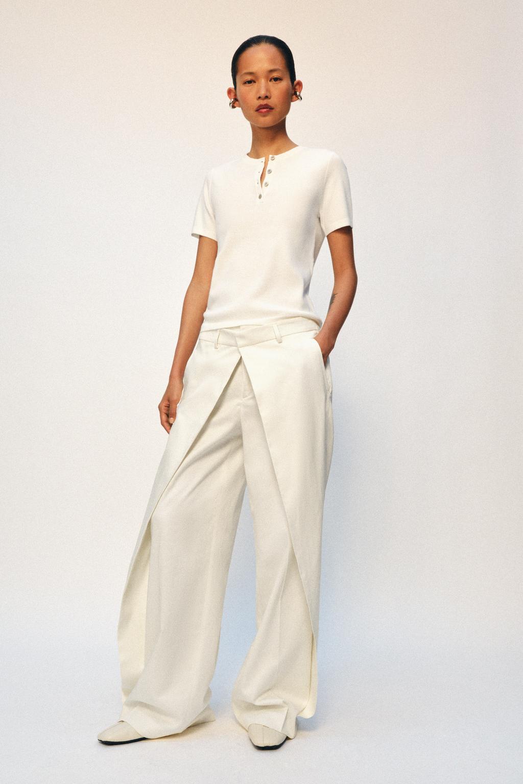 ТРИКОТАЖНЫЙ ТОП С ПУГОВИЦАМИ