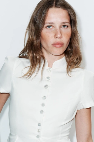 Топ с короткими рукавами и пуговицами