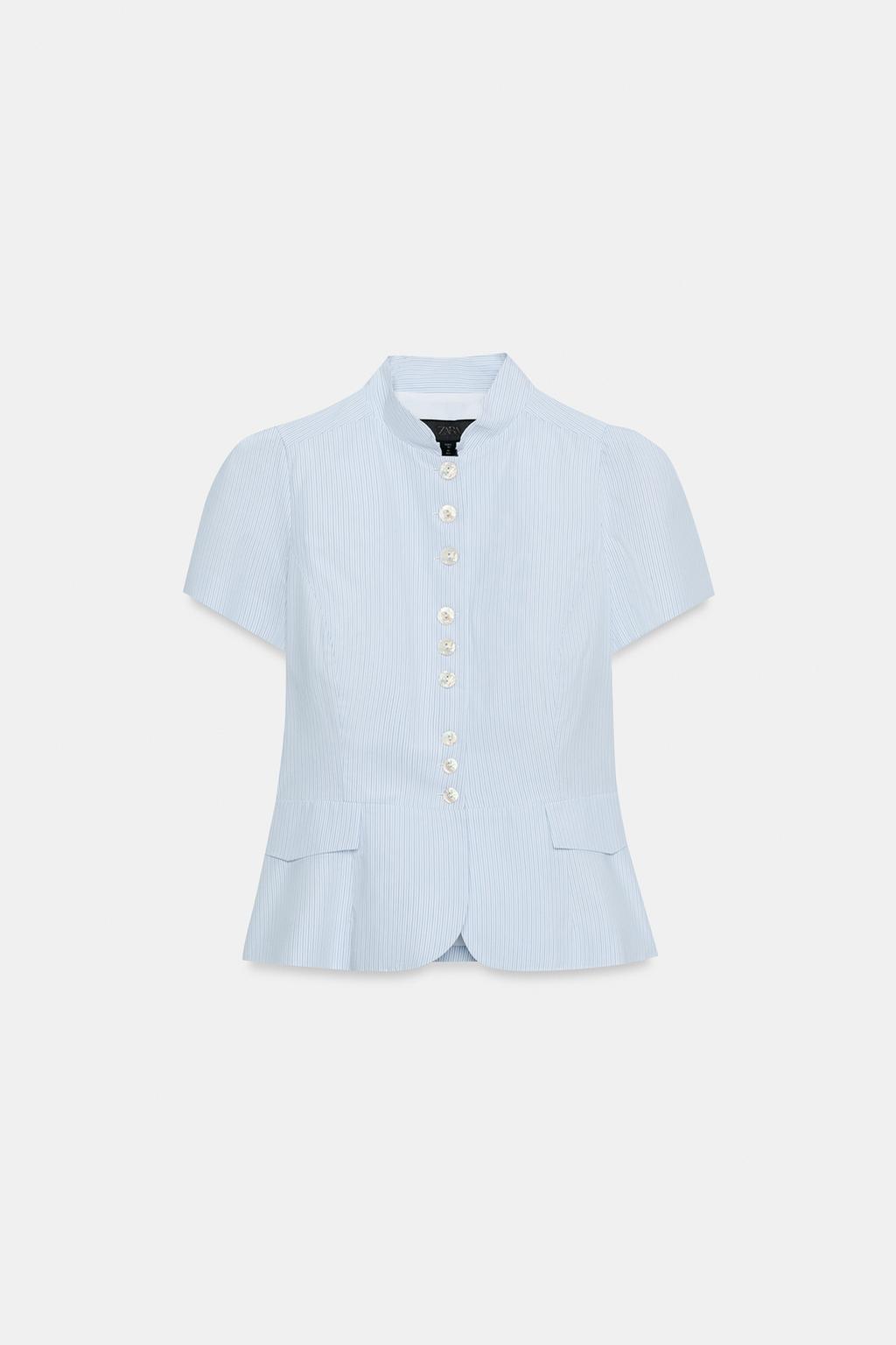 ТОП С КОРОТКИМИ РУКАВАМИ И ПУГОВИЦАМИ