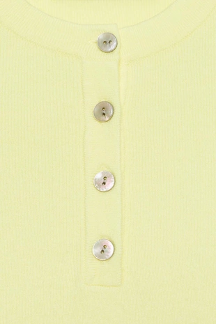 Трикотажный топ с пуговицами- Заказать в России