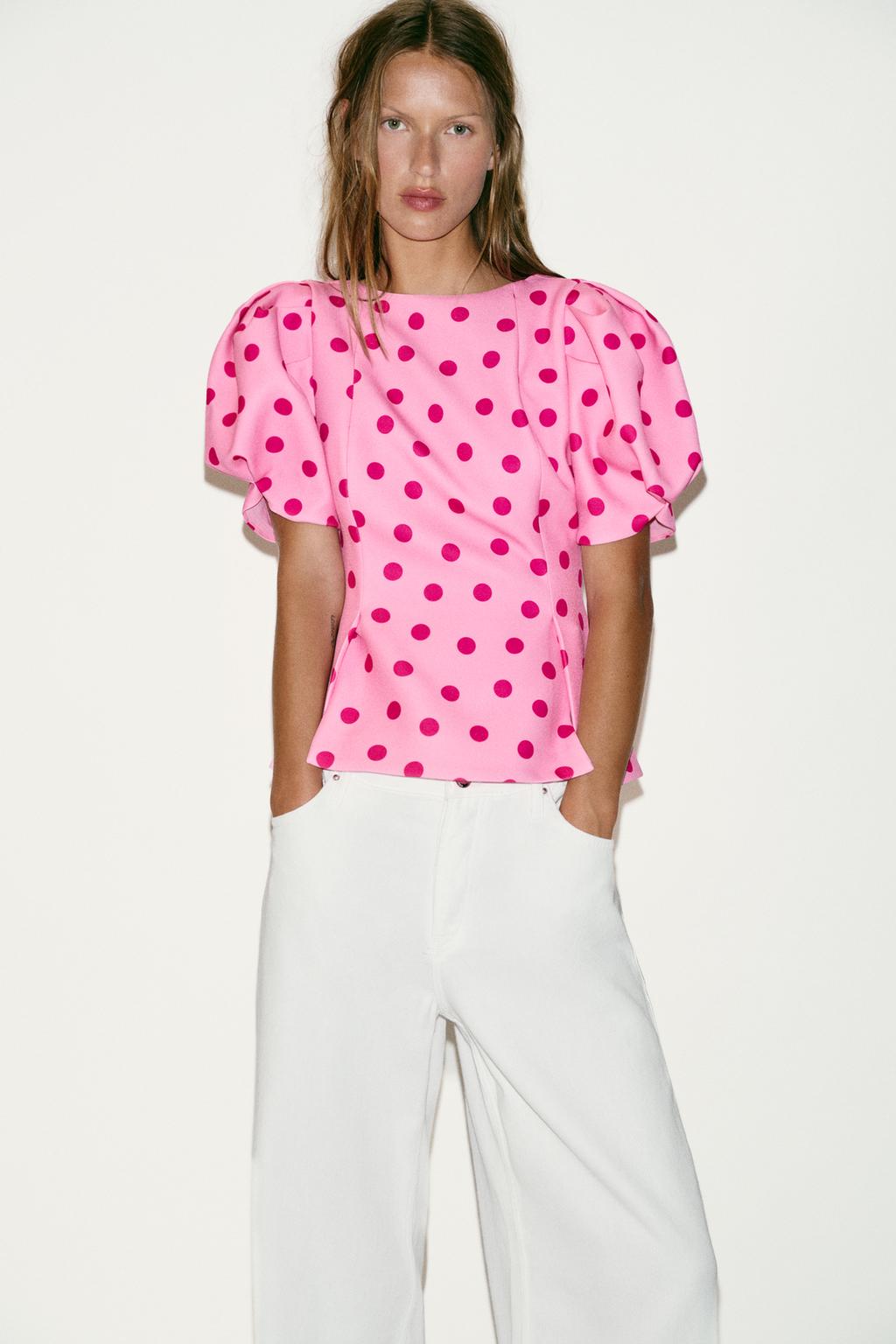 ТОП В ГОРОШЕК С ОБЪЕМНЫМИ РУКАВАМИ