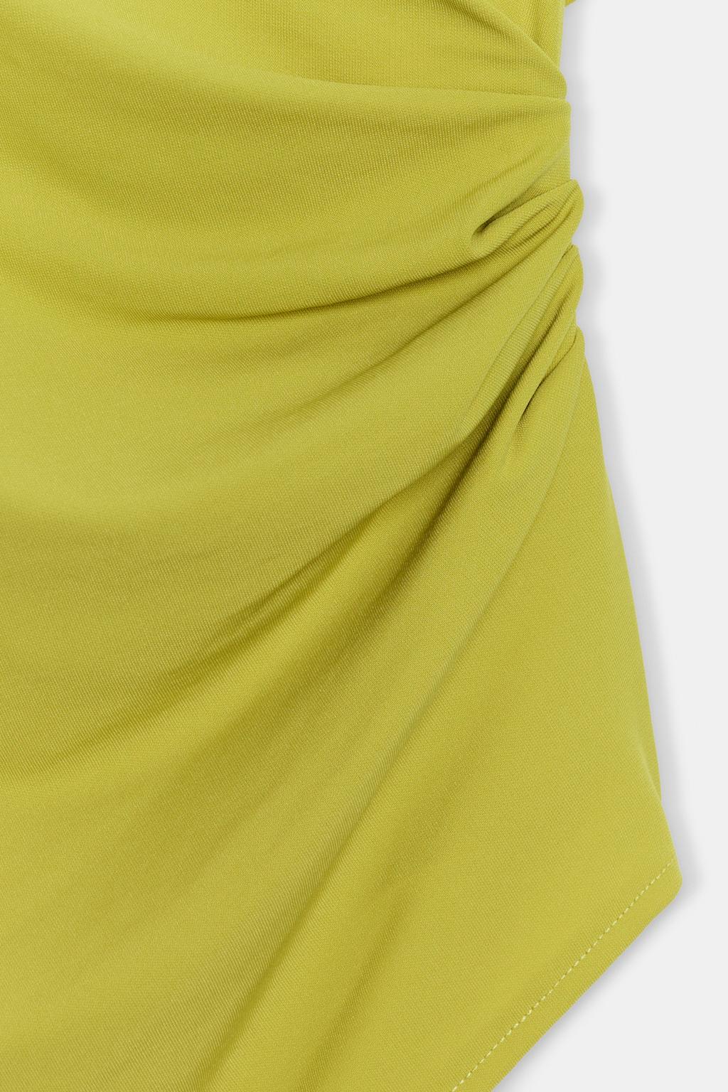 ТОП АСИММЕТРИЧНОГО КРОЯ СО СБОРКАМИ