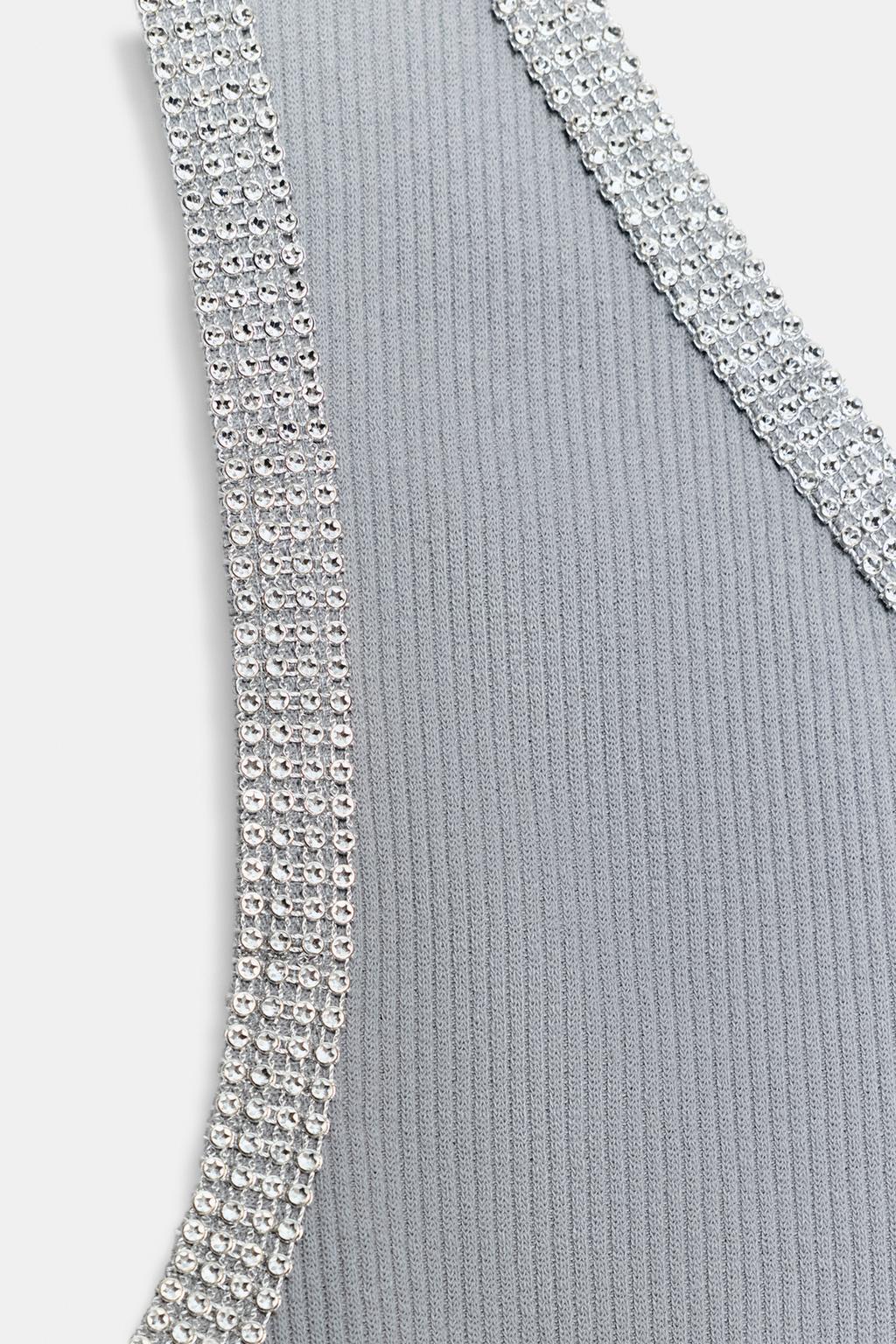 ТОП АСИММЕТРИЧНОГО КРОЯ СО СТРАЗАМИ