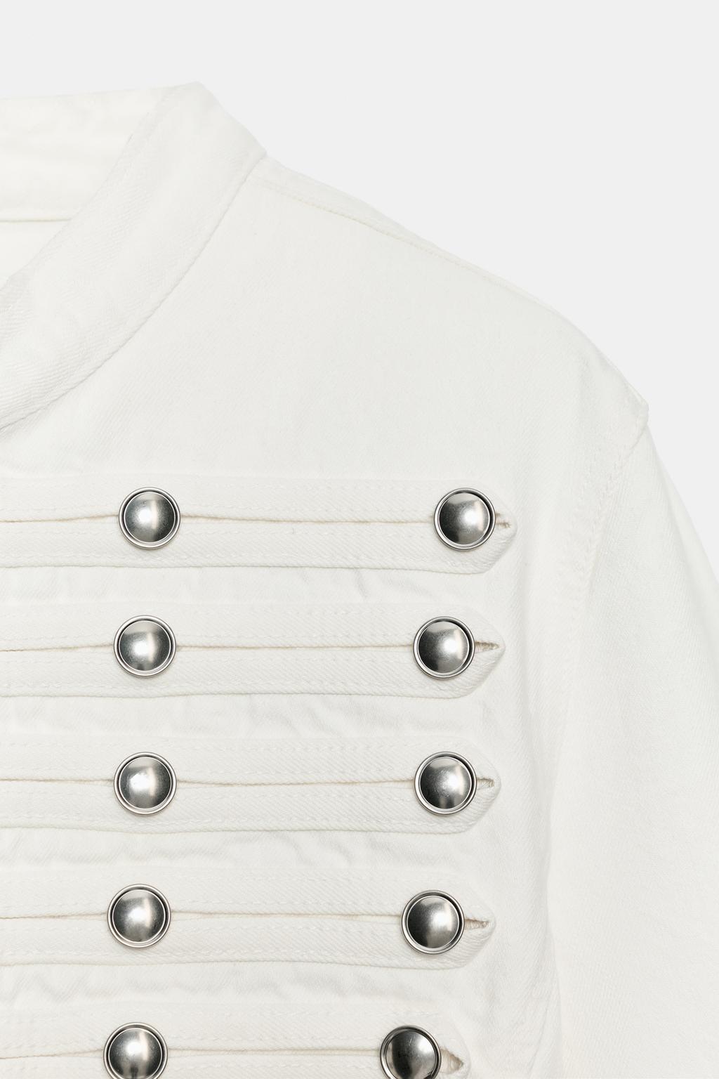 ПРИТАЛЕННАЯ ДЖИНСОВАЯ КУРТКА TRF НА ПУГОВИЦАХ