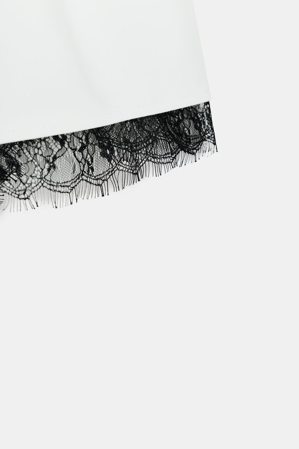 ШОРТЫ-БЕРМУДЫ С КРУЖЕВНОЙ ОТДЕЛКОЙ