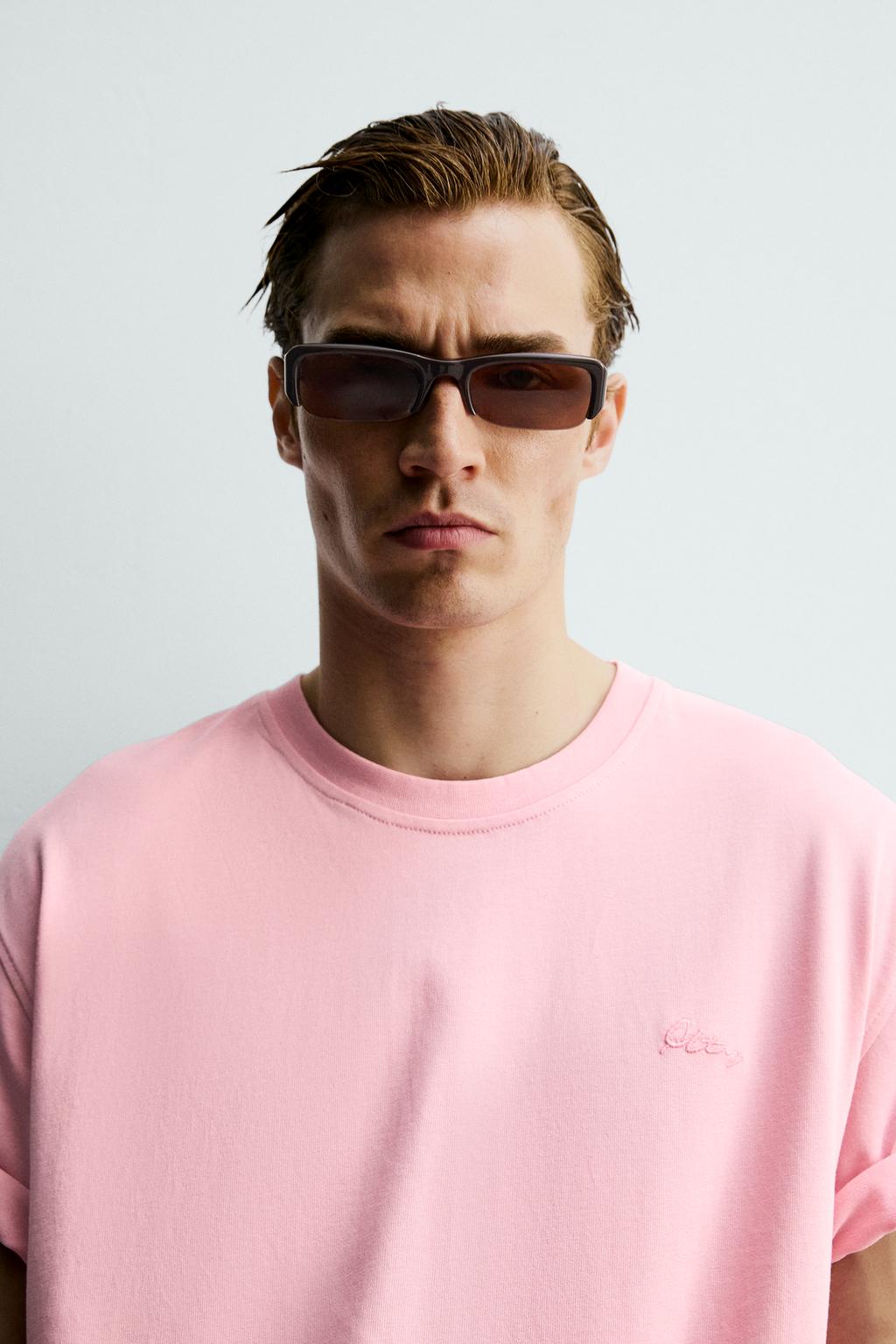 ФУТБОЛКА С ВЫШИВКОЙ