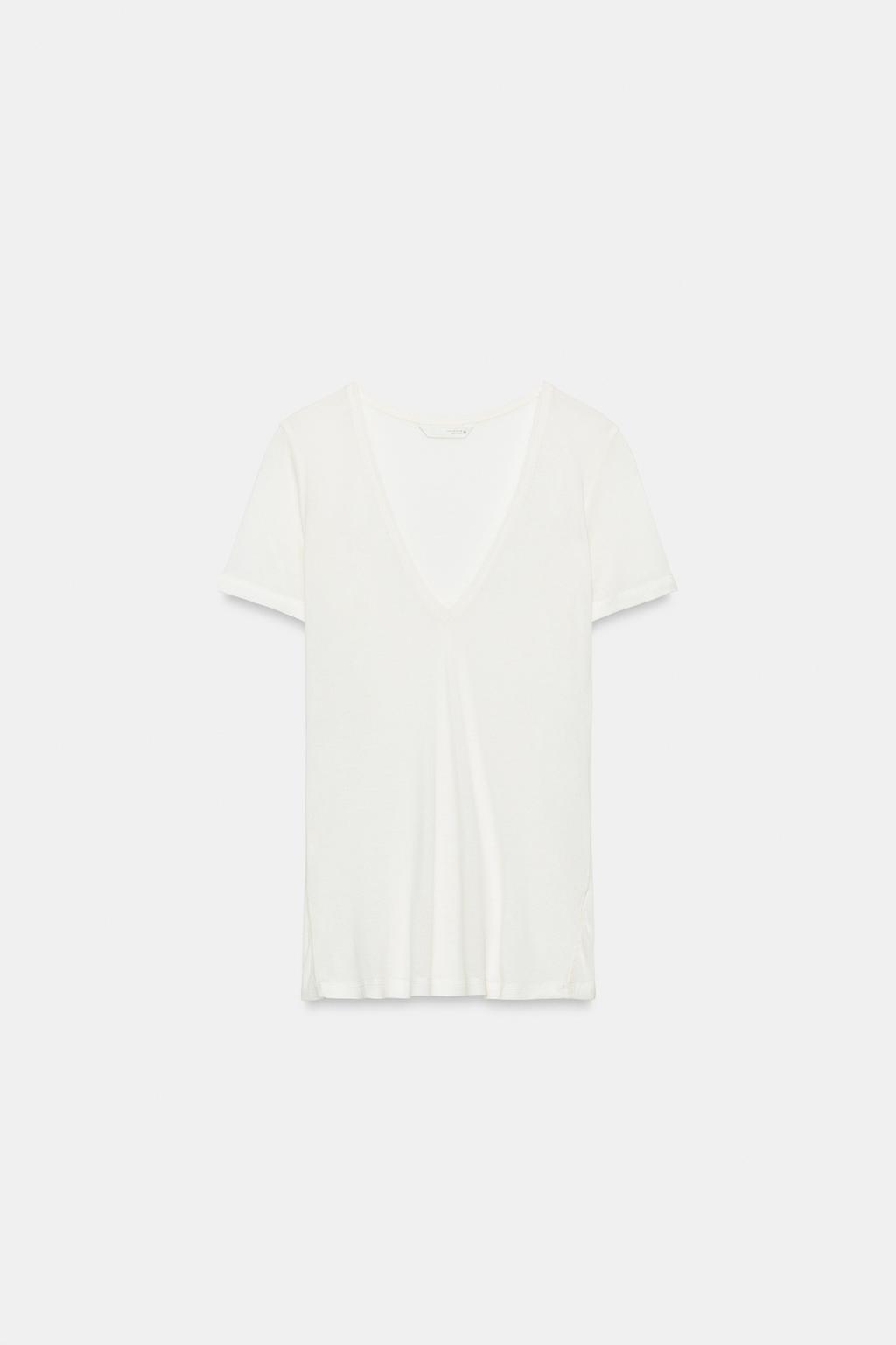 ФУТБОЛКА ИЗ ЛИОЦЕЛЛА И ШЕЛКА