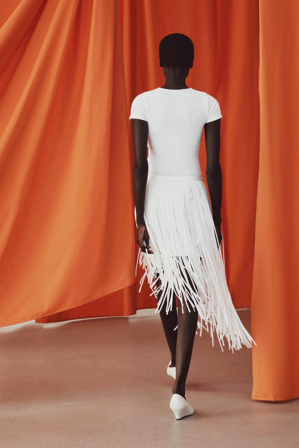 ФУТБОЛКА В РУБЧИК С КОРОТКИМИ РУКАВАМИ