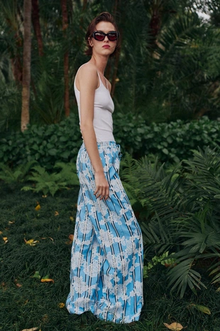 Широкие брюки в полоску- Заказать в России