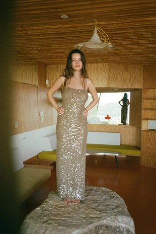 Платье миди из трикотажа с пайетками- Заказать в России