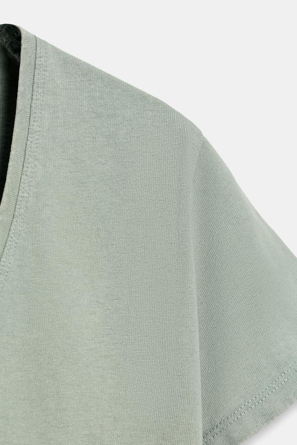 ХЛОПКОВАЯ ФУТБОЛКА С КОРОТКИМИ РУКАВАМИ