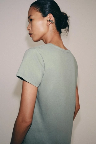 Хлопковая футболка с короткими рукавами