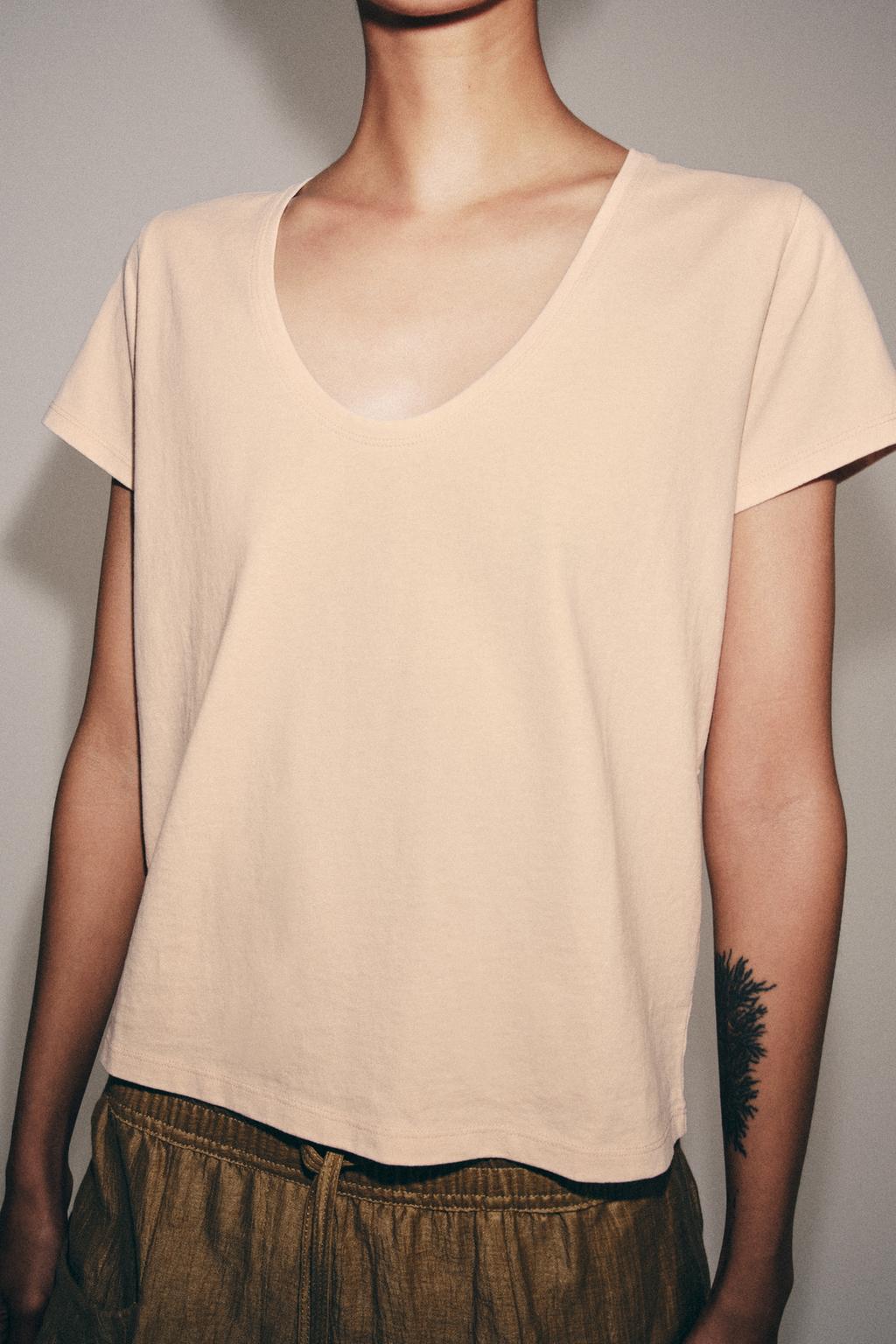 ХЛОПКОВАЯ ФУТБОЛКА С КОРОТКИМИ РУКАВАМИ