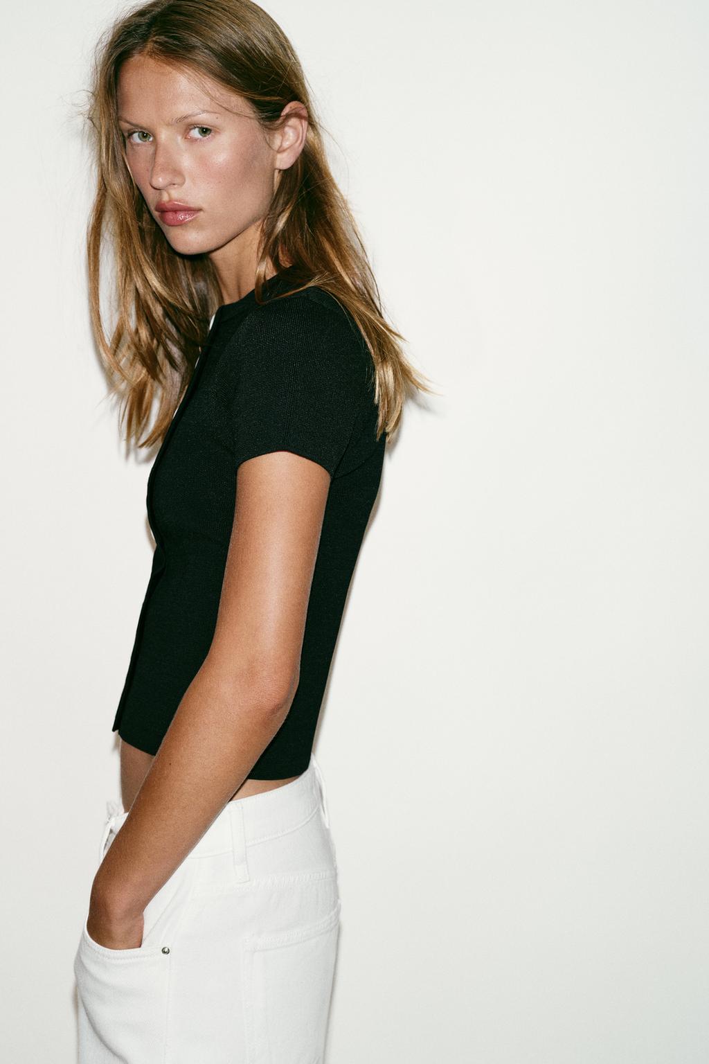 ТРИКОТАЖНЫЙ ТОП С АСИММЕТРИЧНОЙ ЗАСТЕЖКОЙ