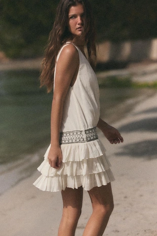 Платье из газа с воланами и заклепками- Заказать в России