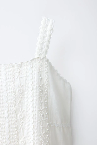 Платье с романтической вышивкой- Заказать в России