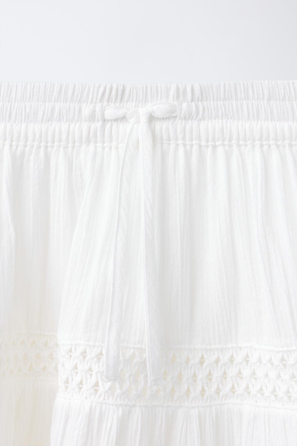 РОМАНТИЧНАЯ ЮБКА С ПАНЕЛЯМИ И КРУЖЕВОМ