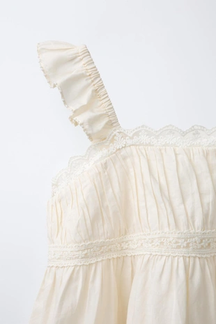 Блуза с кружевом- Заказать в России