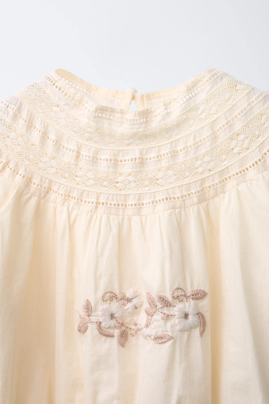 БЛУЗА С ВЫШИВКОЙ