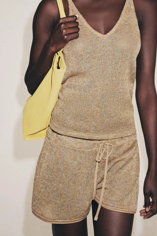 Шорты из ткани «рустик»- Заказать в России