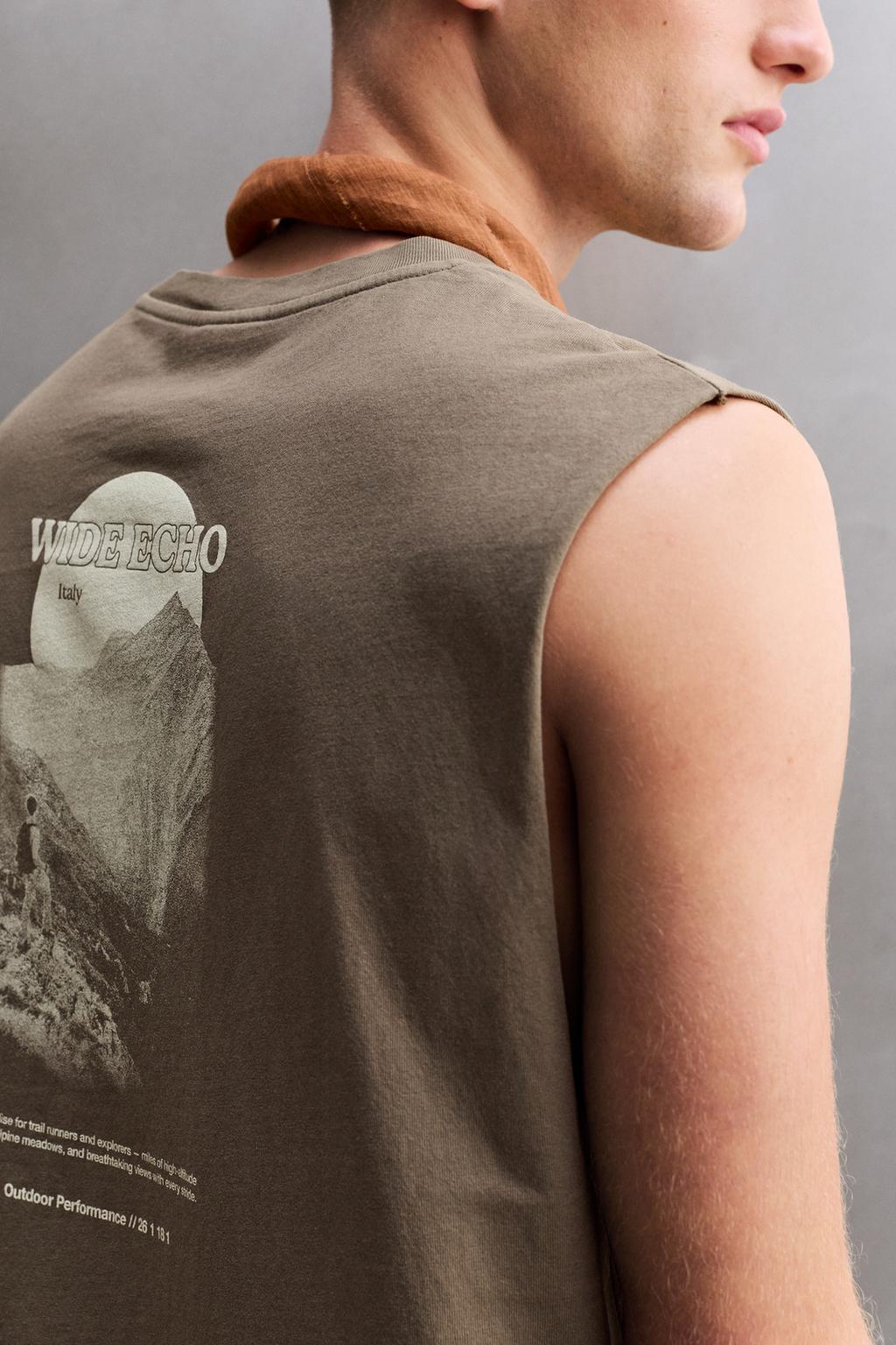 МАЙКА С КОНТРАСТНЫМ ПРИНТОМ