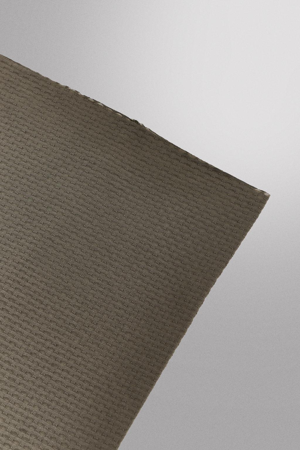 СНУД ИЗ РЕЛЬЕФНОЙ ТКАНИ