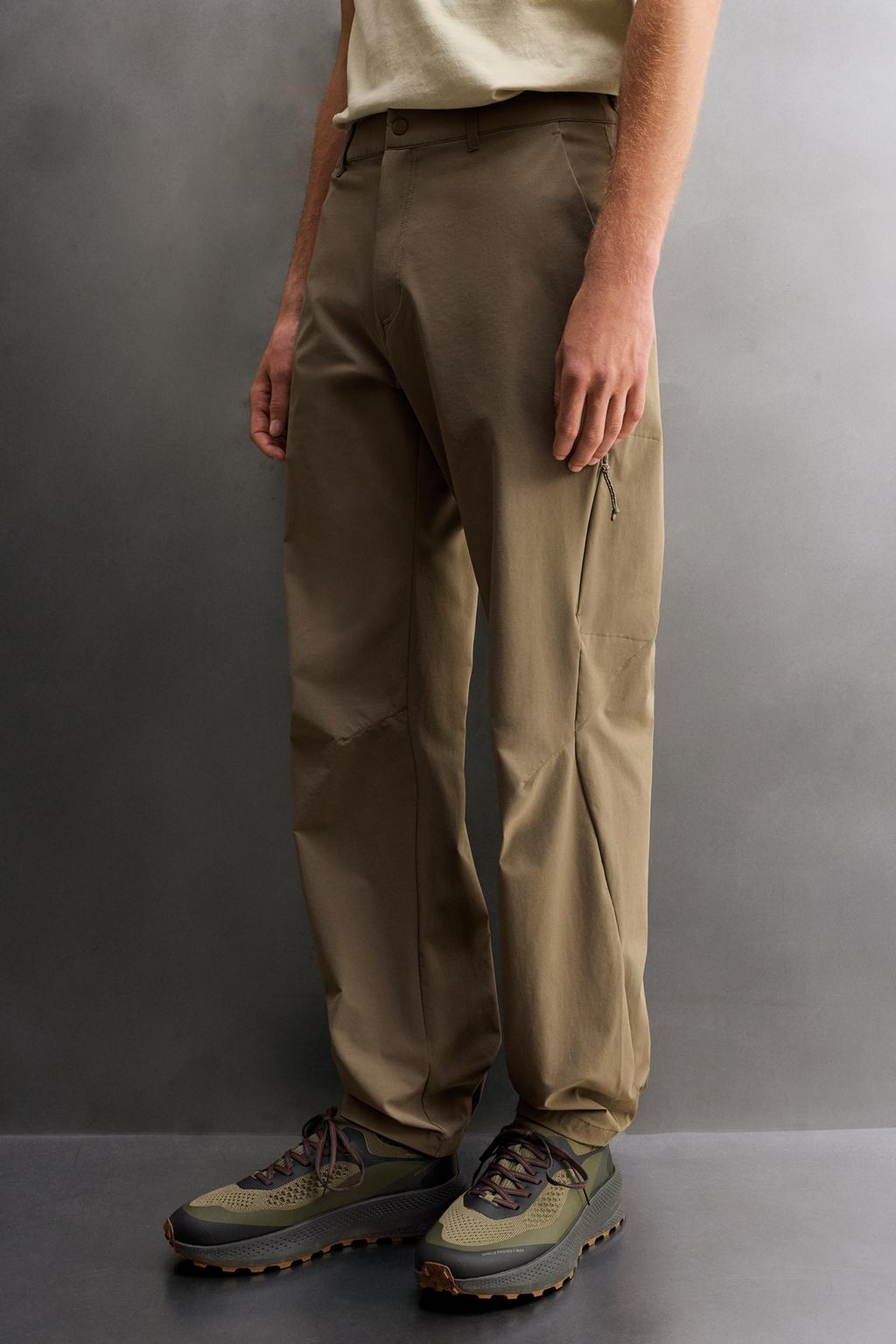 БРЮКИ GRAVEL ИЗ ВЫСОКОТЕХНОЛОГИЧНОЙ ТКАНИ