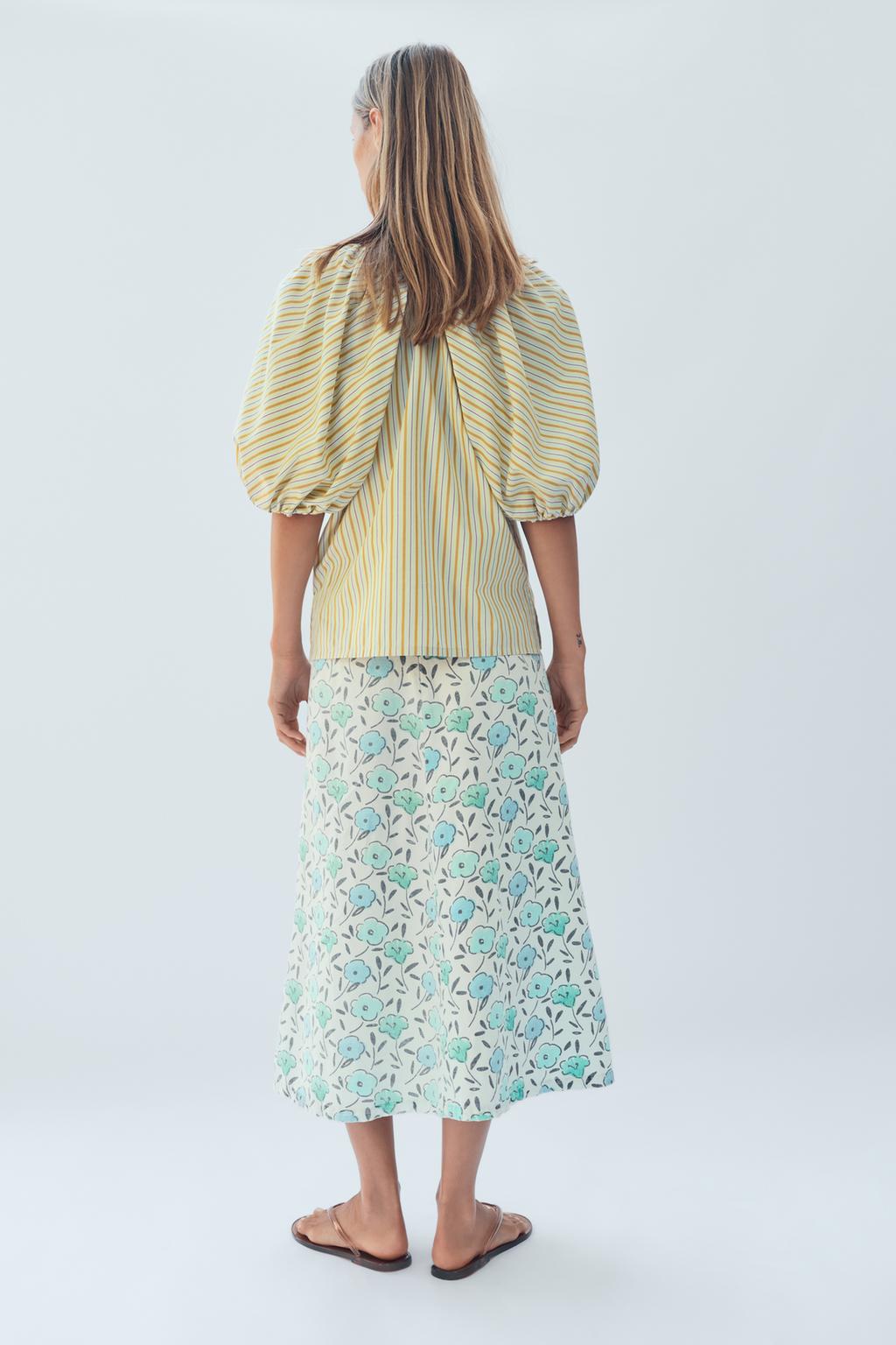 Блузка с полосками и объемными рукавами limited edition